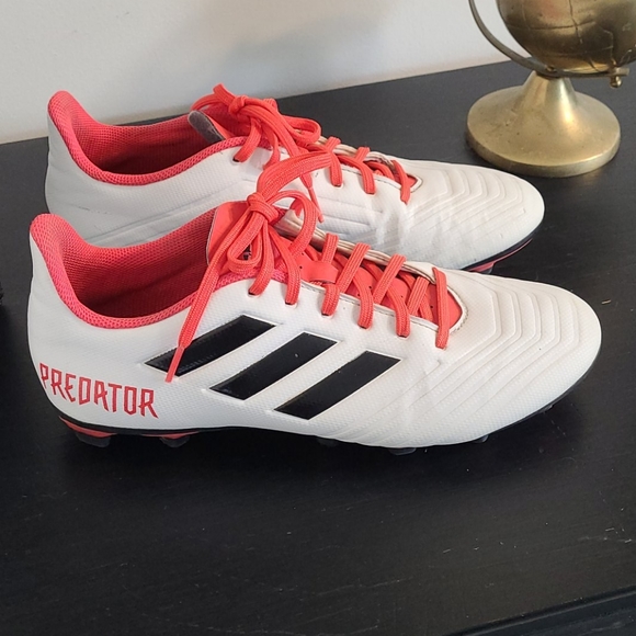Adidas Predator 18.4 Soccer Cleats